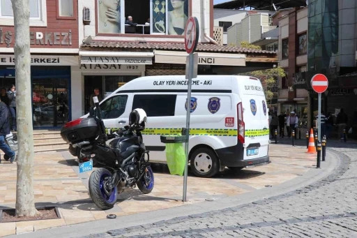 D&ouml;viz b&uuml;rosunda &ccedil;ıkan kavgada 1 kişiyi silahla yaralan zanlı tutuklandı

