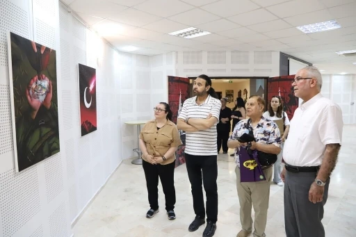 DP&Uuml;&rsquo;de "Zaferin Adı T&uuml;rkiye" Poster Sergisi sanatseverlerle buluştu
