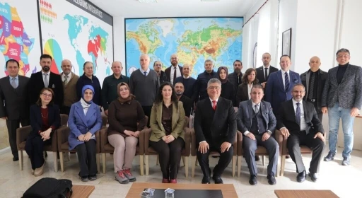 DP&Uuml;&rsquo;de &rsquo;Uygulama ve Araştırma Merkezleri M&uuml;d&uuml;rler Toplantısı&rsquo; ger&ccedil;ekleştirildi
