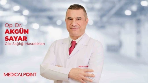 Dr. Sayar, "Karanlıkta kullanılan telefon ışığı g&ouml;z sağlığını olumsuz etkiler"
