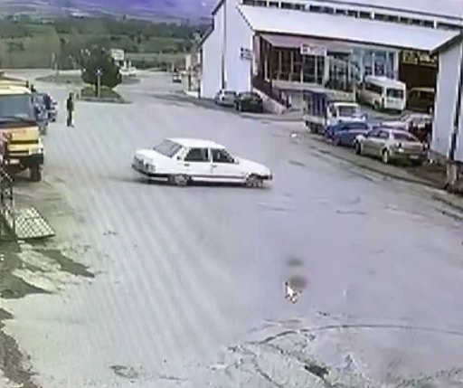 Drift pahalıya patladı, 52 bin TL cezanın yarında ehliyetine 2 ay el konuldu
