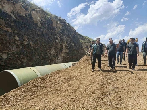 DSİ B&ouml;lge M&uuml;d&uuml;r&uuml; Serdar Kotan Kars&rsquo;taki sulama yatırımlarını yerinde inceledi
