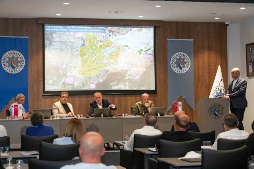 DSO Başkanı Kasapoğlu; "Sanayinin katkı vermediği b&uuml;y&uuml;me s&uuml;rd&uuml;r&uuml;lemez"

