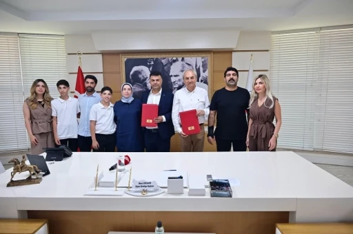 D&uuml;denbaşı&rsquo;na taziye ve semt evi geliyor
