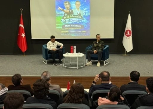 D&uuml;d&uuml;kten rotaya: Mete Kalkavan &ouml;ğrencilerle deneyimlerini paylaştı
