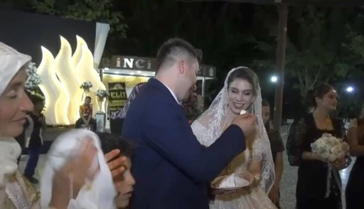 Düğün pastası 60 davetliyi hastanelik etti
