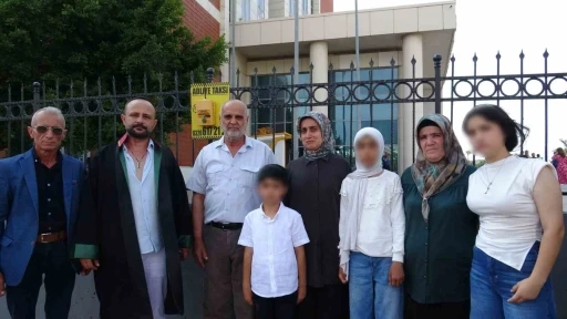 D&uuml;ğ&uuml;n sonrası yaşanan otopark kavgasında 3 &ccedil;ocuk babası evlatlarının g&ouml;z&uuml; &ouml;n&uuml;nde başından vurularak can verdi
