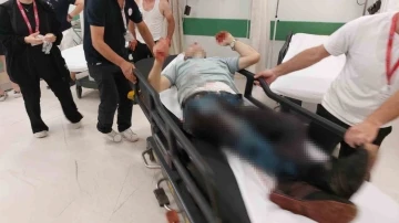Düğünde kazara kendini vurdu
