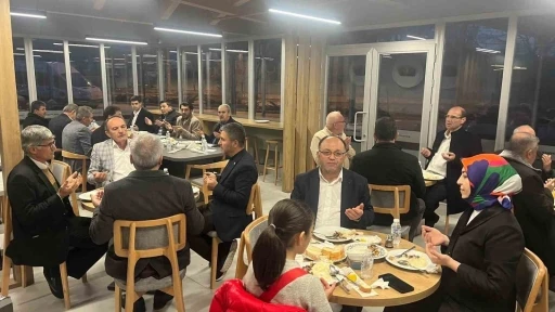 Dumlupınar&rsquo;da İl Genel Meclis &uuml;yeleriyle iftar
