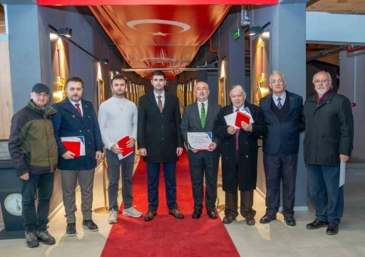 Dumlupınar&rsquo;da "Objektifimden Dumlupınar" fotoğraf yarışmasının &ouml;d&uuml;lleri sahiplerini buldu
