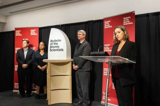 D&uuml;nya n&uuml;kleer yıkıma en yakın zamanda
