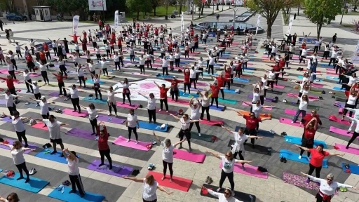 D&uuml;nya Pilates G&uuml;n&uuml; renkli ve spor dolu etkinlikle kutlandı
