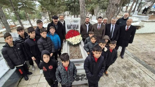 D&uuml;nya ve Olimpiyat Şampiyonu Hamit Kaplan, vefatının 50. yılında anıldı
