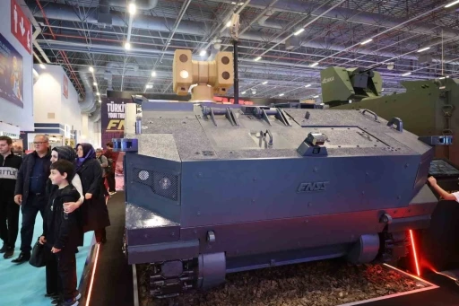 D&uuml;nyada ilk hibrit motorlu ALKA-KAPLAN HİBRİT aracı, dronları havada yakarak imha ediyor

