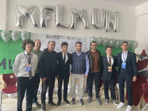 MENTEŞE'DE KÜRESEL SORUNLARA GENÇLERDEN ÇÖZÜM  