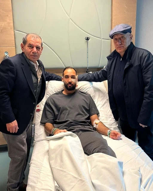 Dursun &Ouml;zbek, İsa Doğan&rsquo;ı hastanede ziyaret etti
