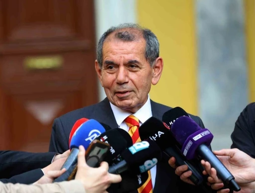 Dursun &Ouml;zbek: "Benim derdim Galatasaray&rsquo;a faydalı olmak, Galatasaray&rsquo;a olan borcumu &ouml;demek"
