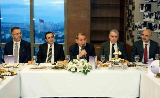 Dursun &Ouml;zbek: "Hayalim Galatasaray&rsquo;ı, Avrupa&rsquo;nın 5 b&uuml;y&uuml;k kul&uuml;b&uuml;nden biri yapmak"
