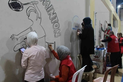 Duvarlar rengarenk oldu
