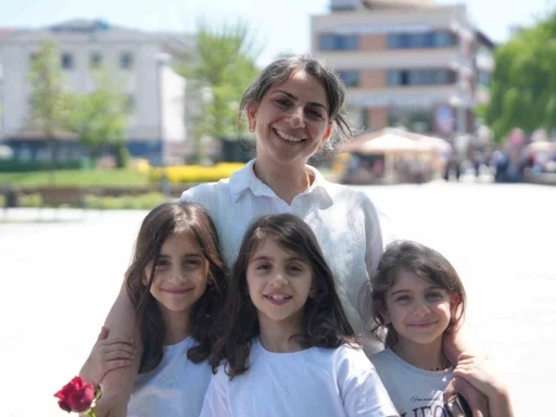 D&uuml;zce Belediyesi&rsquo;nden Anneler G&uuml;n&uuml;&rsquo;ne &ouml;zel duygusal video
