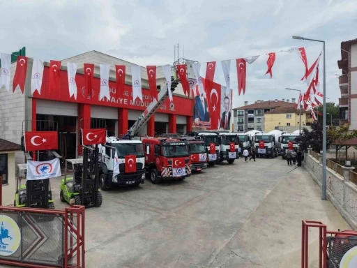 D&uuml;zce Belediyesi&rsquo;ne 12 ara&ccedil;lık takviye
