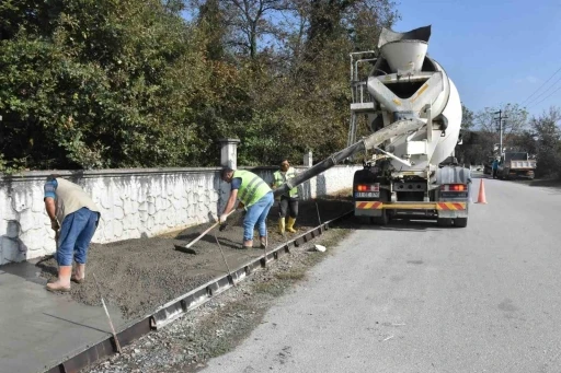 Düzce’de 3 ay da 3,71 kilometre yeni yol açıldı

