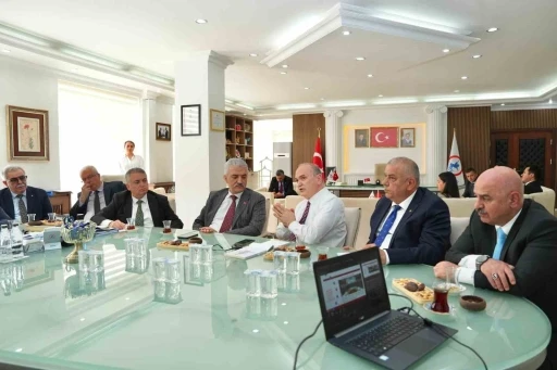 D&uuml;zce&rsquo;de ekonomi zirvesi yapılacak
