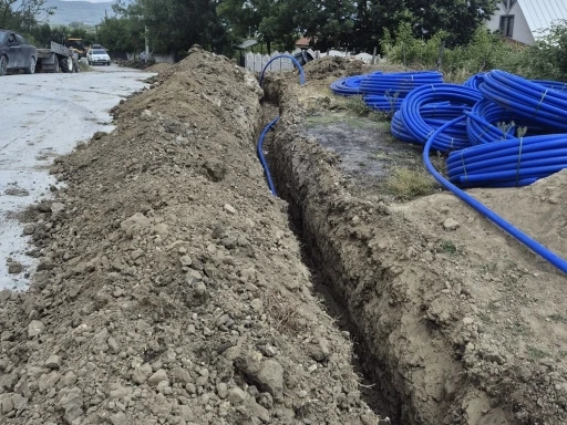 D&uuml;zce&rsquo;de k&ouml;ylerde isale hattı &ccedil;alışmaları s&uuml;r&uuml;yor
