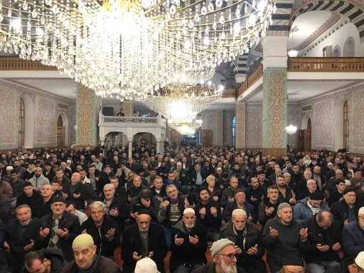 D&uuml;zce&rsquo;de Regaip Kandili idrak edildi
