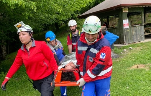 Düzce’de UMKE temel ve medikal kurtarma eğitimi gerçekleştirildi

