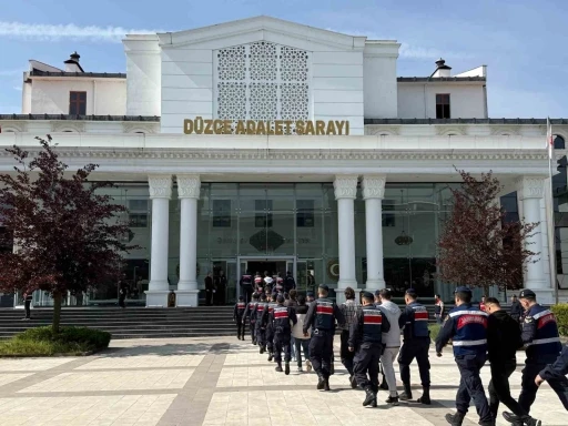 Düzce’de uyuşturucudan 18 kişi tutuklandı
