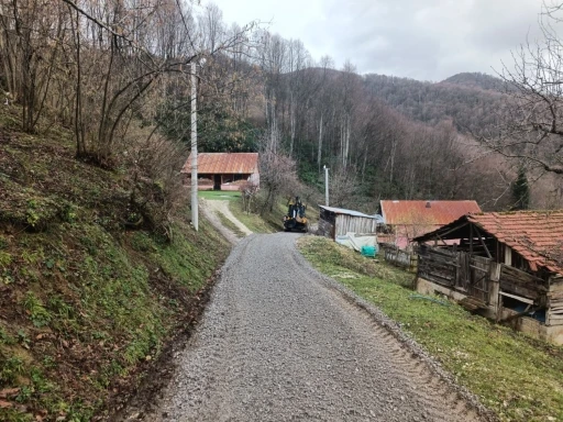 D&uuml;zce&rsquo;de yol bakım &ccedil;alışmaları tamamlandı
