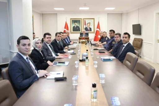 D&uuml;zce g&uuml;venlik ve asayiş toplantısı yapıldı
