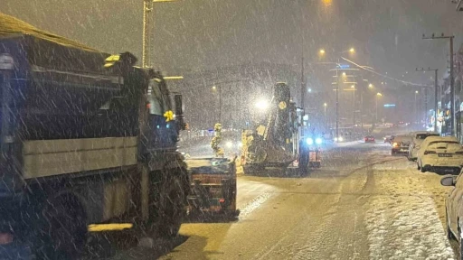 D&uuml;zce&rsquo;nin y&uuml;ksek kesimlerinde kar kalınlığı 10 santimetreye ulaştı

