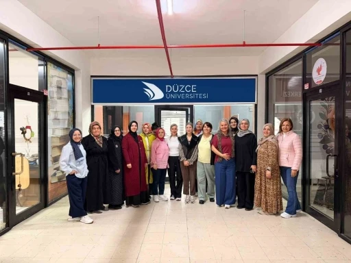 D&uuml;zce &Uuml;niversitesi&rsquo;nde girişimci kadın akademisi ilk programını ger&ccedil;ekleştirdi
