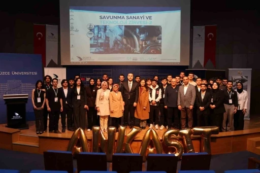 D&uuml;zce &Uuml;niversitesi&rsquo;nde savunma sanayi ve teknoloji zirvesi
