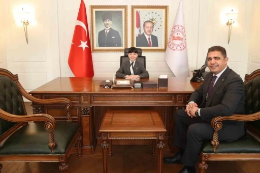 Düzce Valisi Nil Su Eylül Can oldu
