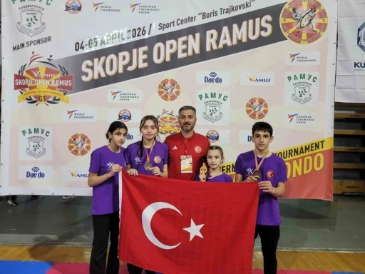 D&uuml;zceli gen&ccedil; taekwondocular Makedonya&rsquo;da tarih yazdı
