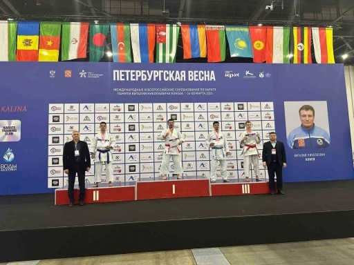 D&uuml;zceli sporcu Sabri Kıroğlu Rusya&rsquo;da şampiyon oldu
