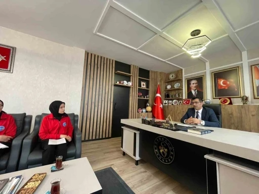 E-Sportif Dergisi sordu, K&uuml;tahya Gen&ccedil;lik ve Spor İl M&uuml;d&uuml;r&uuml; B&uuml;lent K&uuml;&ccedil;&uuml;k yanıtladı
