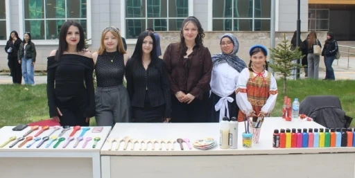 Edebiyat Fak&uuml;ltesinde Masfest coşkusu
