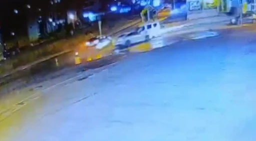 Edirne’de 4 aracın karıştığı zincirleme kaza kamerada
