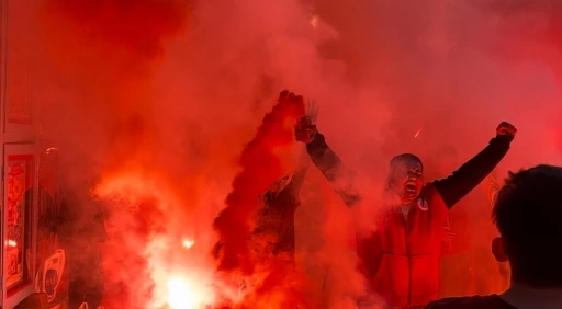 Edirne&rsquo;de Galatasaray&rsquo;ın galibiyeti coşkuyla kutlandı
