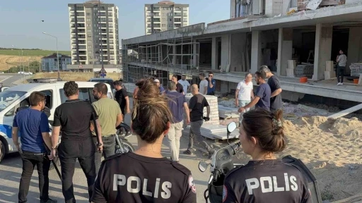 Edirne’de inşaat işçileri arasında kavga: Polis cop ve biber gazıyla müdahale etti
