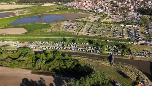 Edirne&rsquo;de oteller doldu, ziyaret&ccedil;iler &ccedil;adır ve karavanlara y&ouml;neldi
