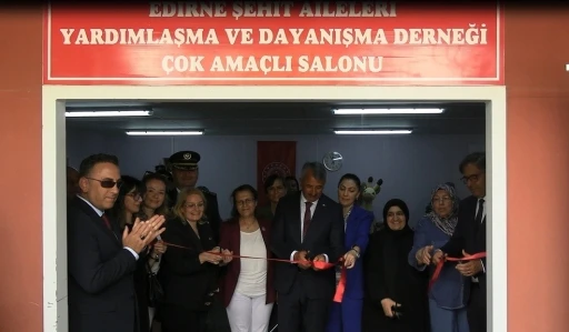 Edirne&rsquo;de şehit ailelerinin el emeği g&ouml;z nuru &uuml;r&uuml;nleri sergilendi
