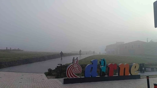 Edirne&rsquo;de sis etkili oldu, Selimiye g&ouml;zden kayboldu
