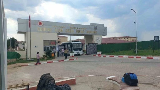 Edirne’deki cezaevlerinde tahliyeler başladı
