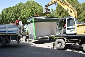 Edremit'te kaçak yapılar kaldırılıyor