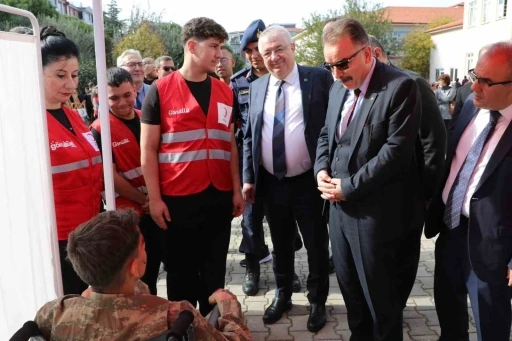 Edremit’te Kızılay haftası coşkusu
